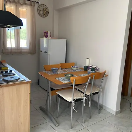 Kanakades Home * Kanakádes